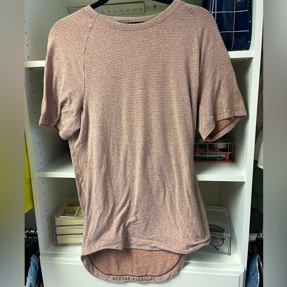 Lululemon T-shirt